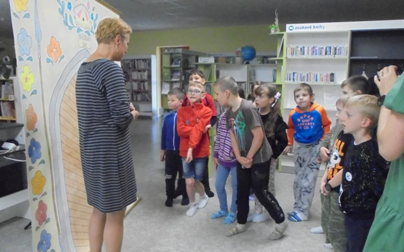4.6.2024 ZŠ Komenského, 1.E: Pasování na Rytíře slova