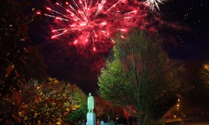 28.10. - Lampionový průvod, ohňostroj