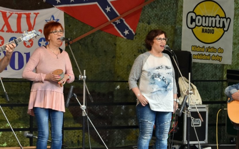 Pacifik - koncert na hradě Kašperk