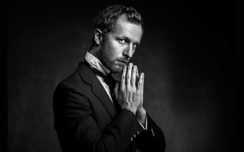 HYPNOTIZÉR Jakub Kroulík