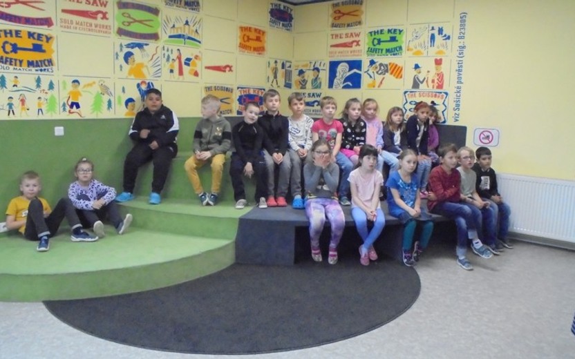 4.6.2024 ZŠ TGM, 1.A: Pasování na Rytíře slova